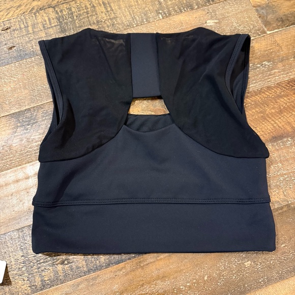 FORME • Power sports bra in obsidian black - Medium - Picture 6 of 6